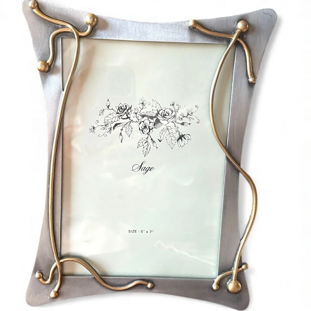 Sage metal photo frame for a 5x7 inch photo, some damage to the stand